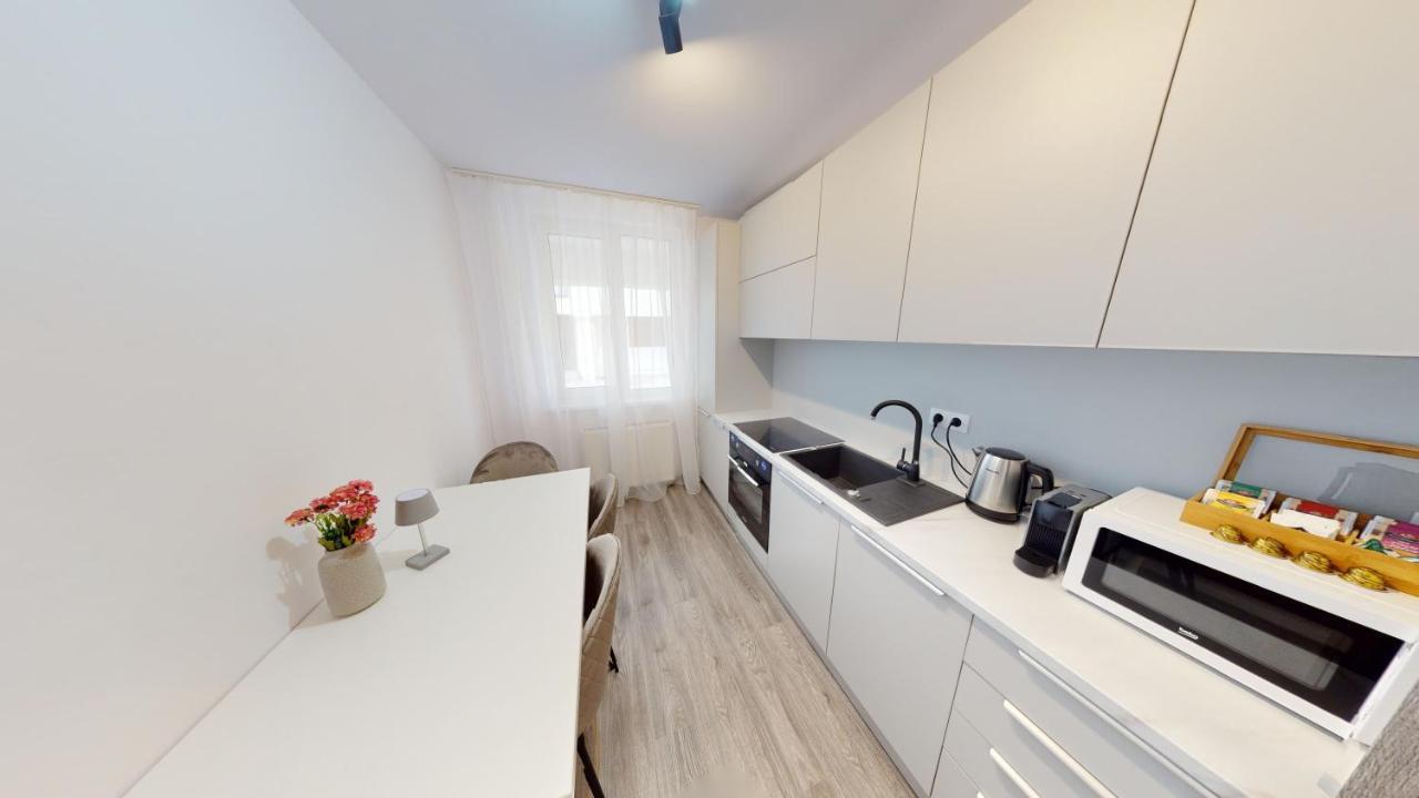 Apartment By The Lake Nr 4 Vrt Сибиу Экстерьер фото